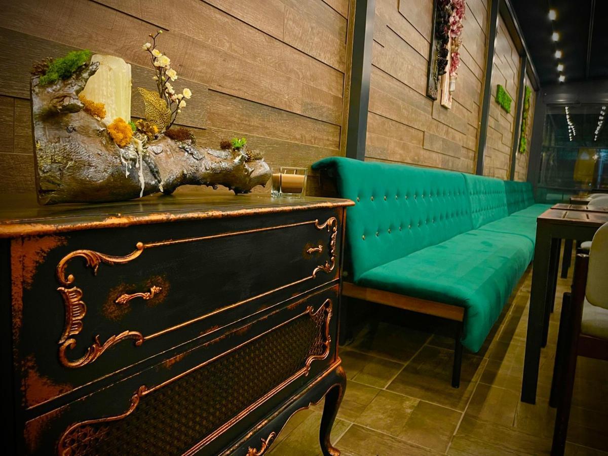 Mbi Travel Inn Craiova Buitenkant foto